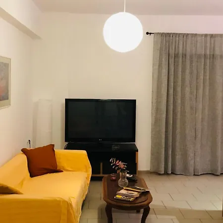 V Apartment Akrata