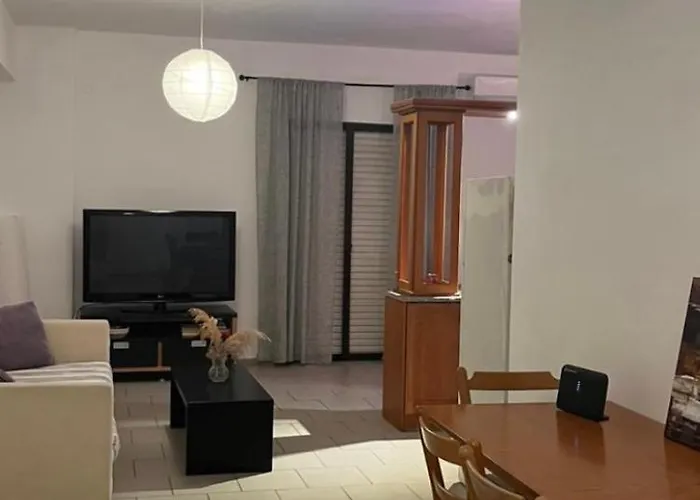 V Apartament *